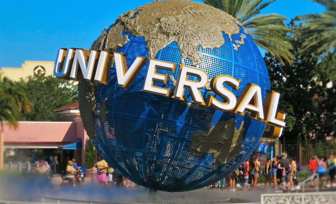Universal Studios Resort Orlando, FL - Image by Fabian from Pixabay